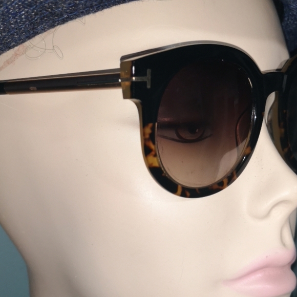 Tom Ford Sunglasses REAL - Picture 5 of 7